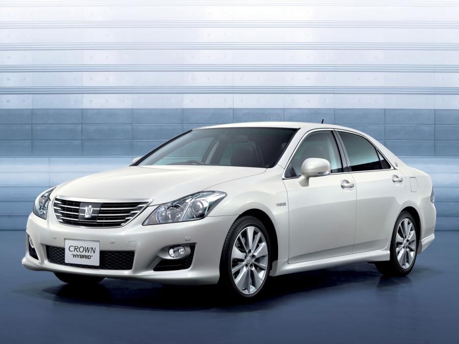  Toyota Crown Hybrid 2008 года  (фото 7 из 13)